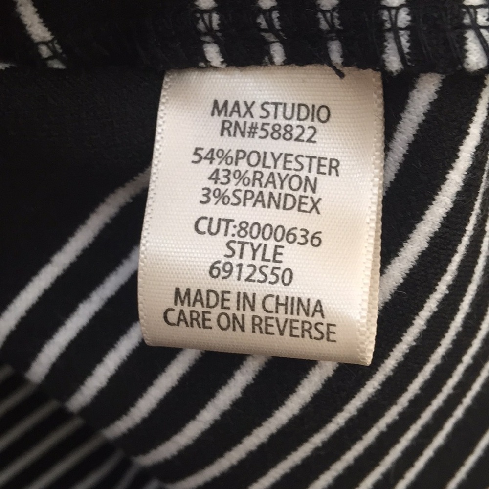 MAX STUDIO Black And White Stripped Shift Dress - Picture 7 of 7